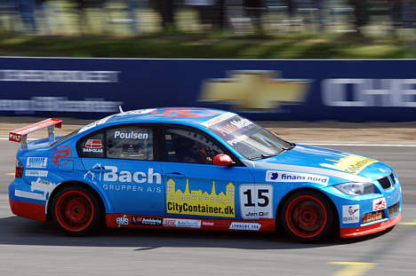 Teamejer med ambitioner: Kristian Poulsen har kørt sin BMW 320 Si frem til en førsteplads i privatkørernes cup i DTC.